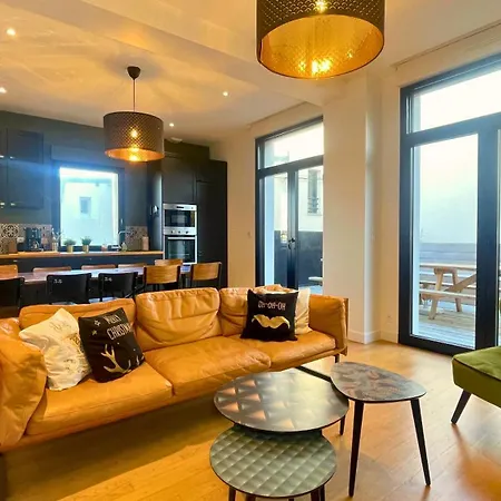 Au 43 Bis بيت للعطل *