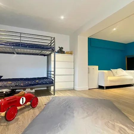 Au 43 Bis 度假居 *